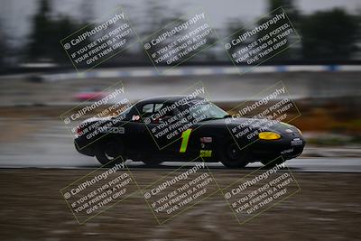 media/Nov-15-2025-CalClub SCCA (Sat) [[7bfa5a7151]]/Race/Group 4/